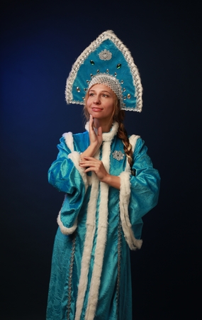 嘉年华服装美女写真摄影图片